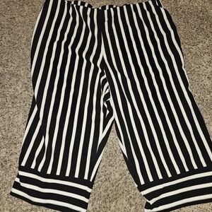 Black and White Striped Cropped Pants